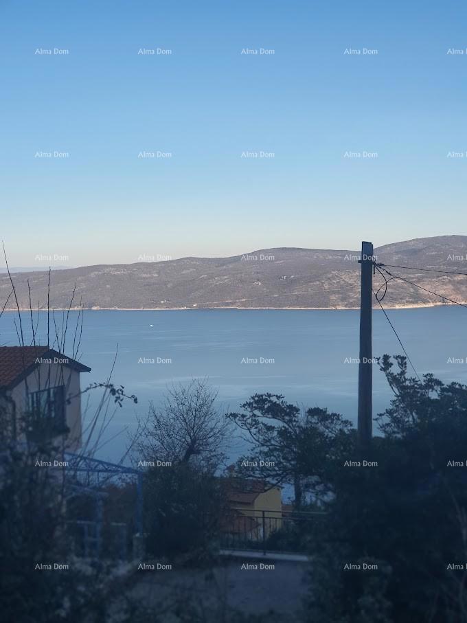 Terreno edificabile con vista mare