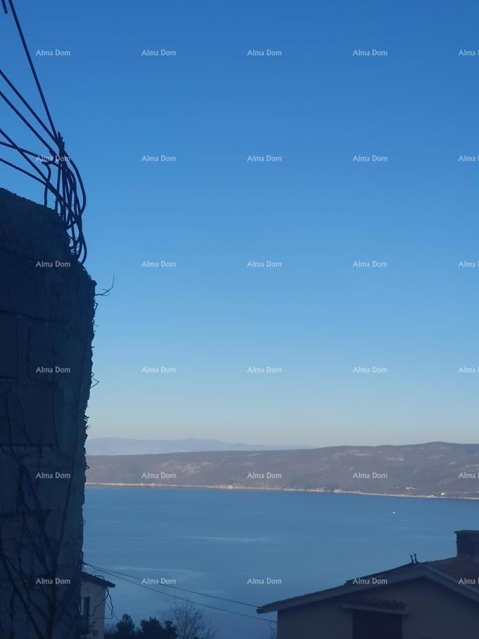 Terreno edificabile con vista mare
