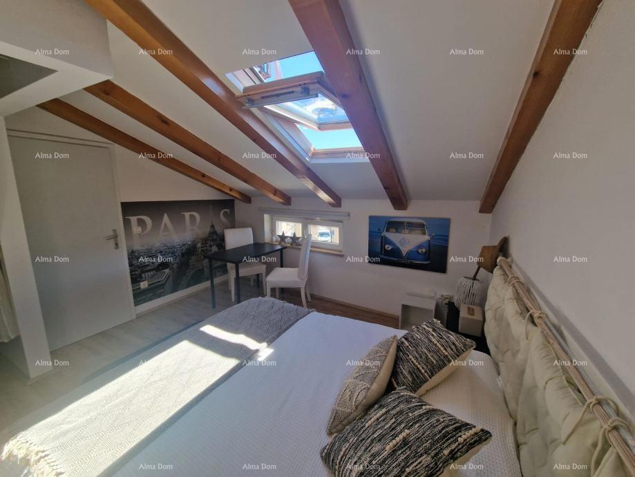 ROVINJ – Appartamento su due piani di 50 m² in centro, con 2 monolocali