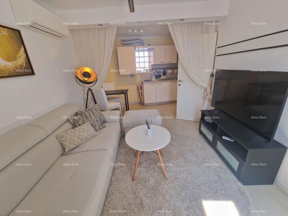 ROVINJ – Appartamento su due piani di 50 m² in centro, con 2 monolocali
