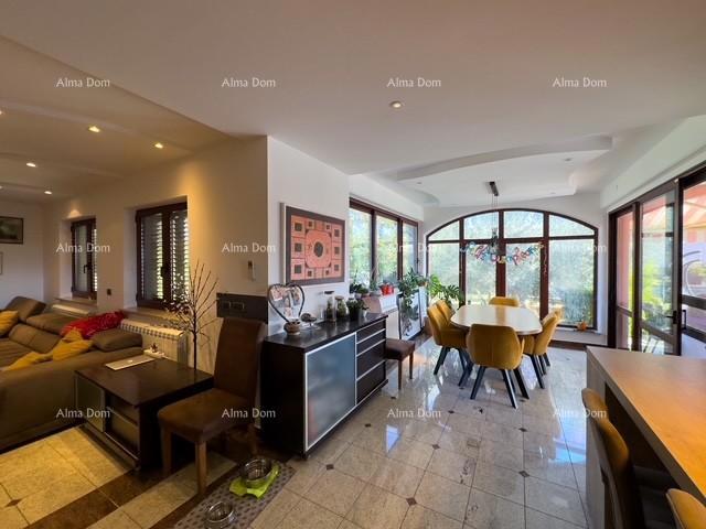 Bale: Ampia villa con piscina e casa per gli ospiti