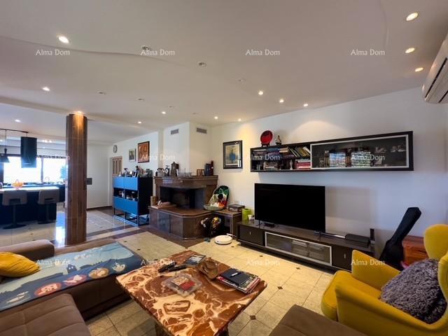 Bale: Ampia villa con piscina e casa per gli ospiti