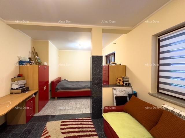 Bale: Ampia villa con piscina e casa per gli ospiti