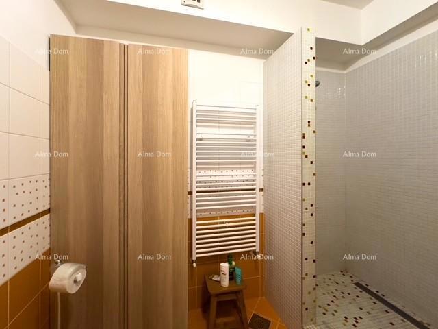 Bale: Ampia villa con piscina e casa per gli ospiti