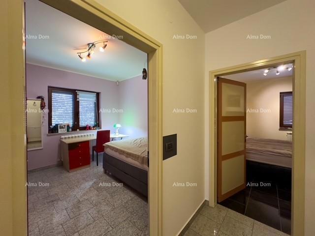 Bale: Ampia villa con piscina e casa per gli ospiti