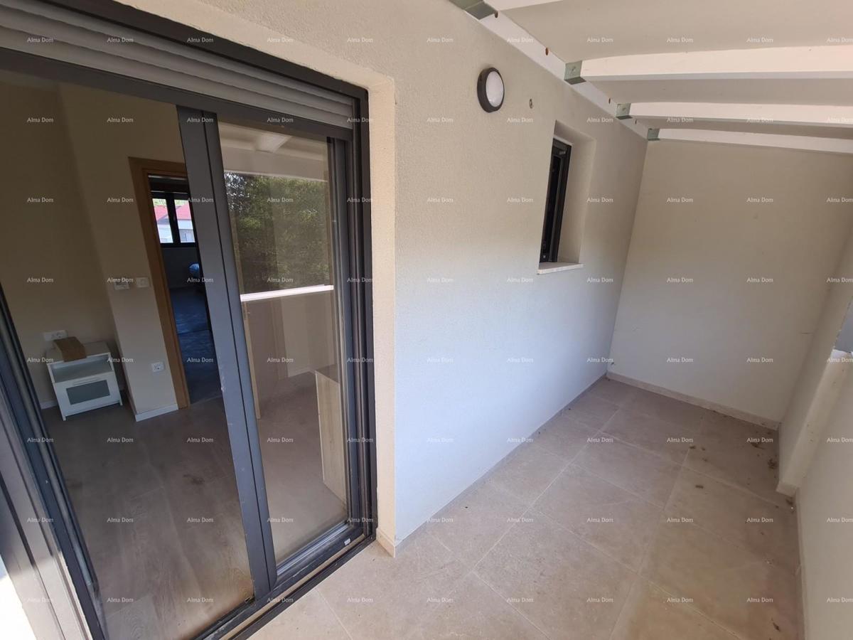 Casa con piscina! Vicino a Medolino!