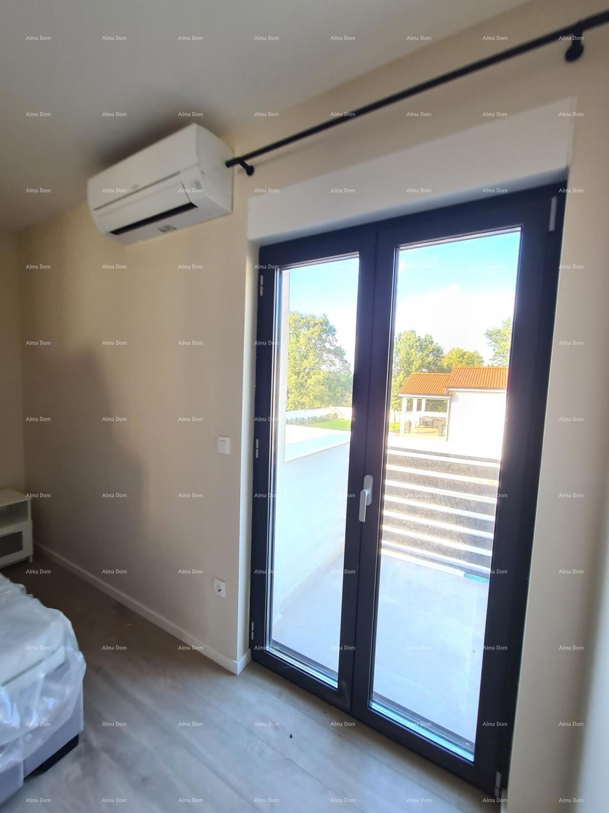 Casa con piscina! Vicino a Medolino!