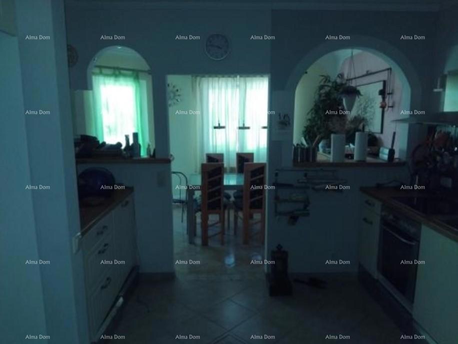 Casa con appartamenti a Fasana