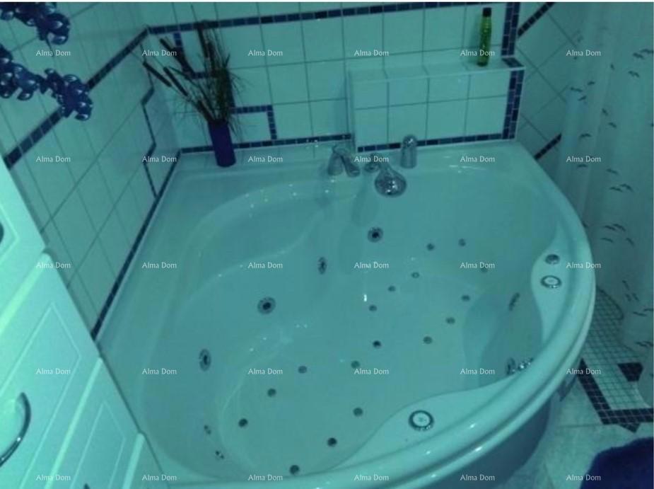 Casa con appartamenti a Fasana