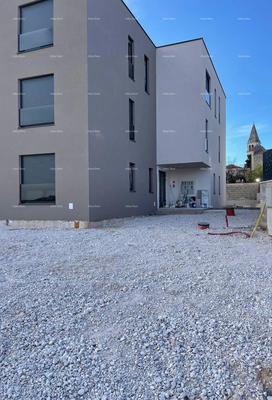 Lussuoso appartamento duplex con vista mare, Tar, Poreč!