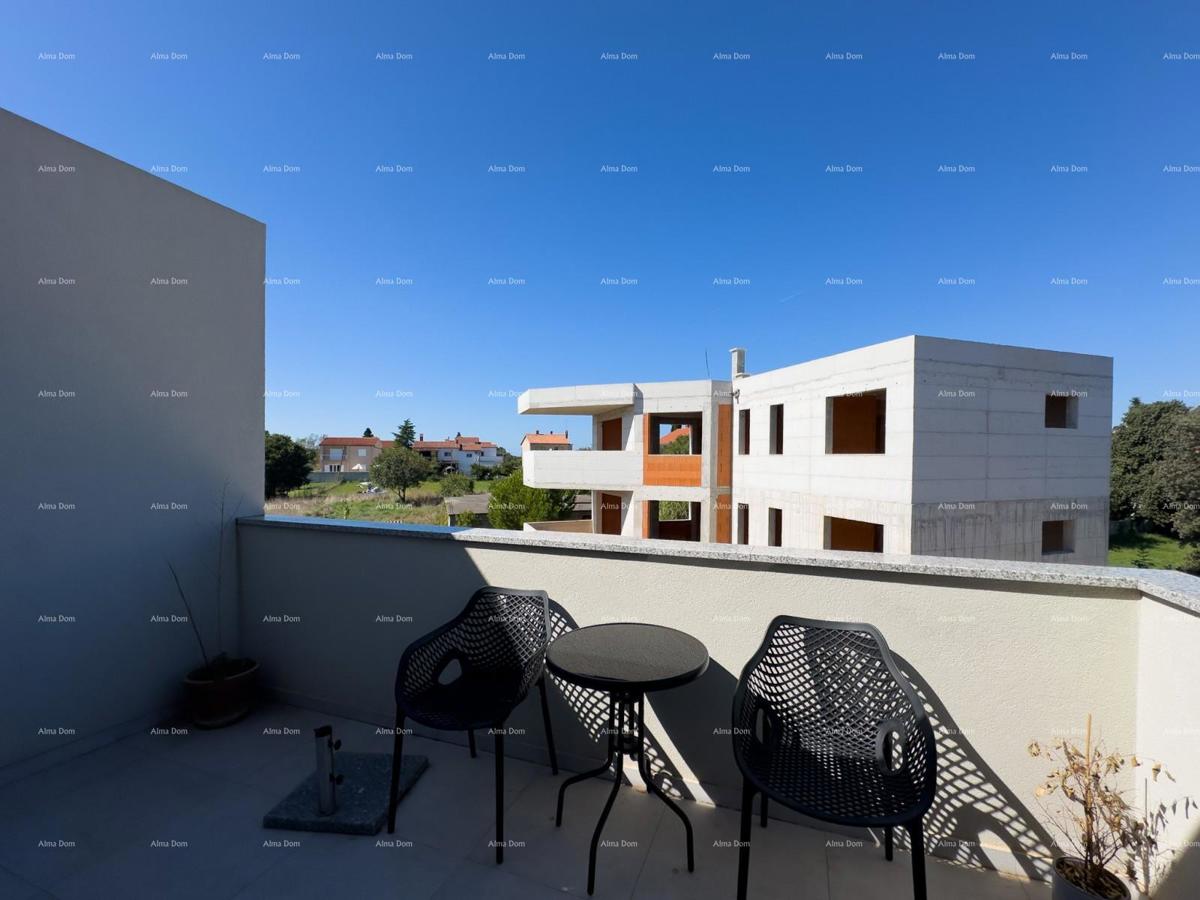 Moderno e arredato appartamento in nuova costruzione, Štinjan, Pula / Permesso di abitabilità