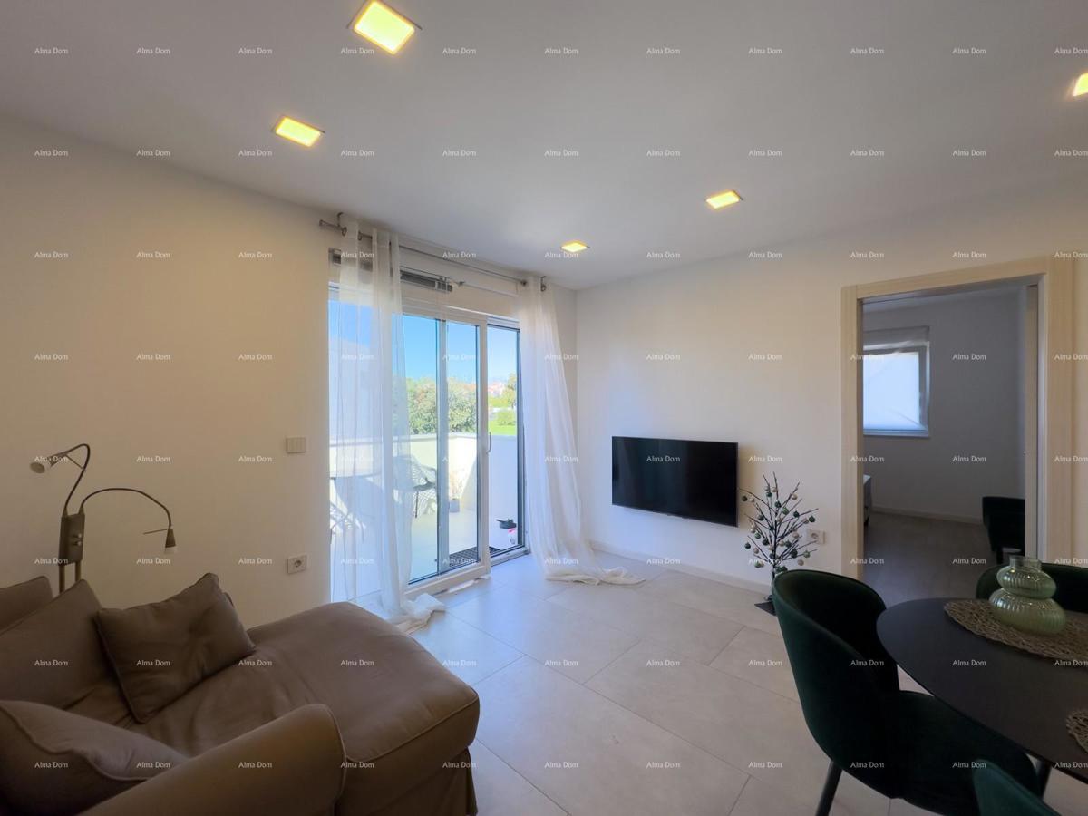 Moderno e arredato appartamento in nuova costruzione, Štinjan, Pula / Permesso di abitabilità