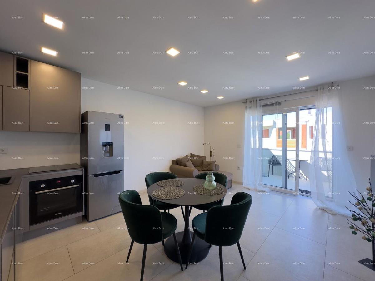 Moderno e arredato appartamento in nuova costruzione, Štinjan, Pula / Permesso di abitabilità