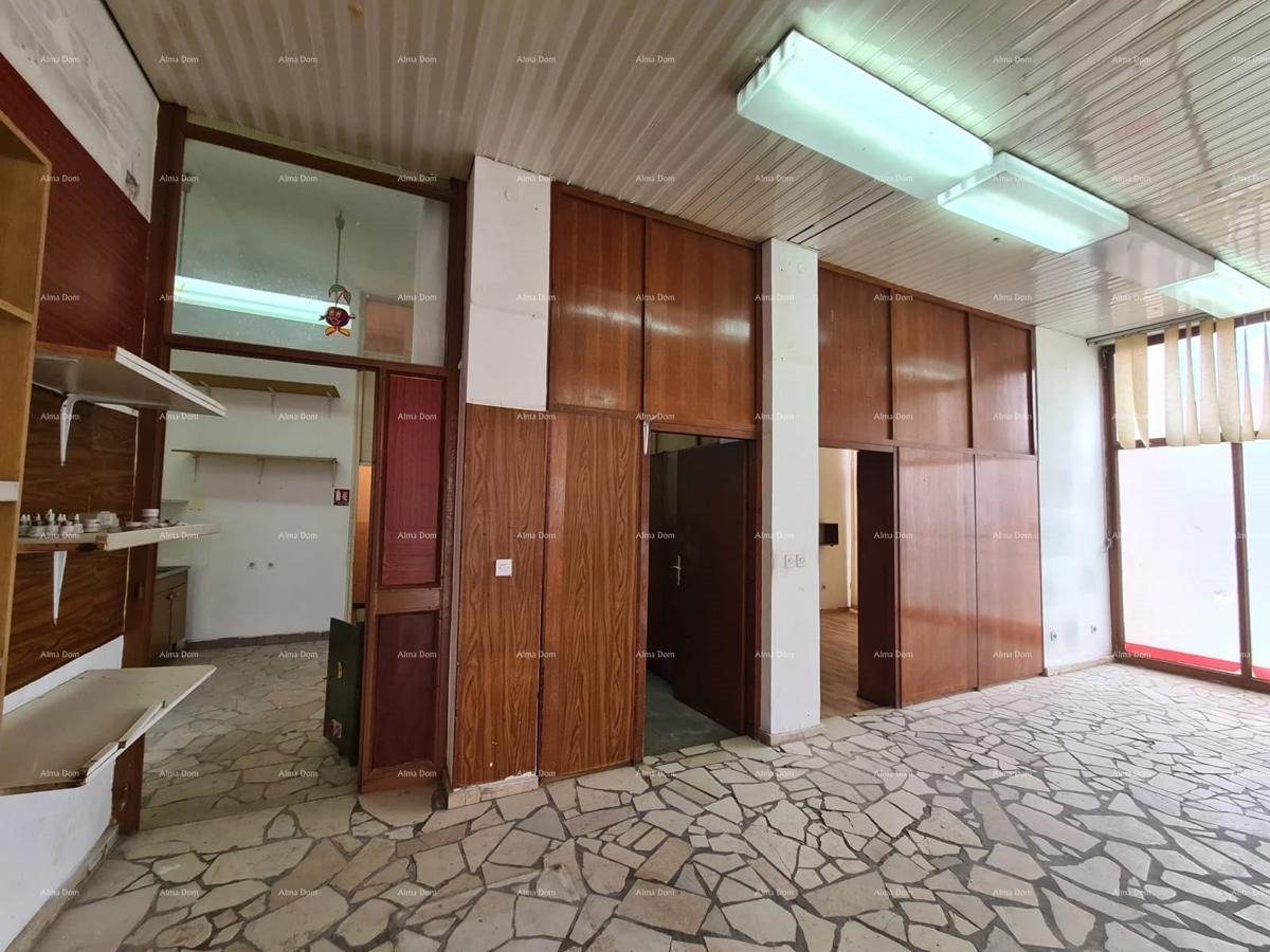 Spazio commerciale in vendita – Veruda, Pola