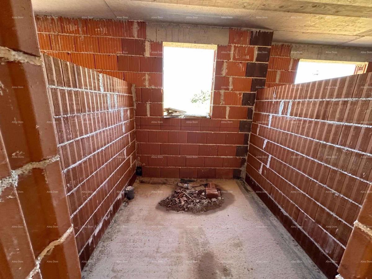 Nuovo progetto, Barbariga! Appartamento al piano terra con giardino e parcheggio, a 500 m dal mare