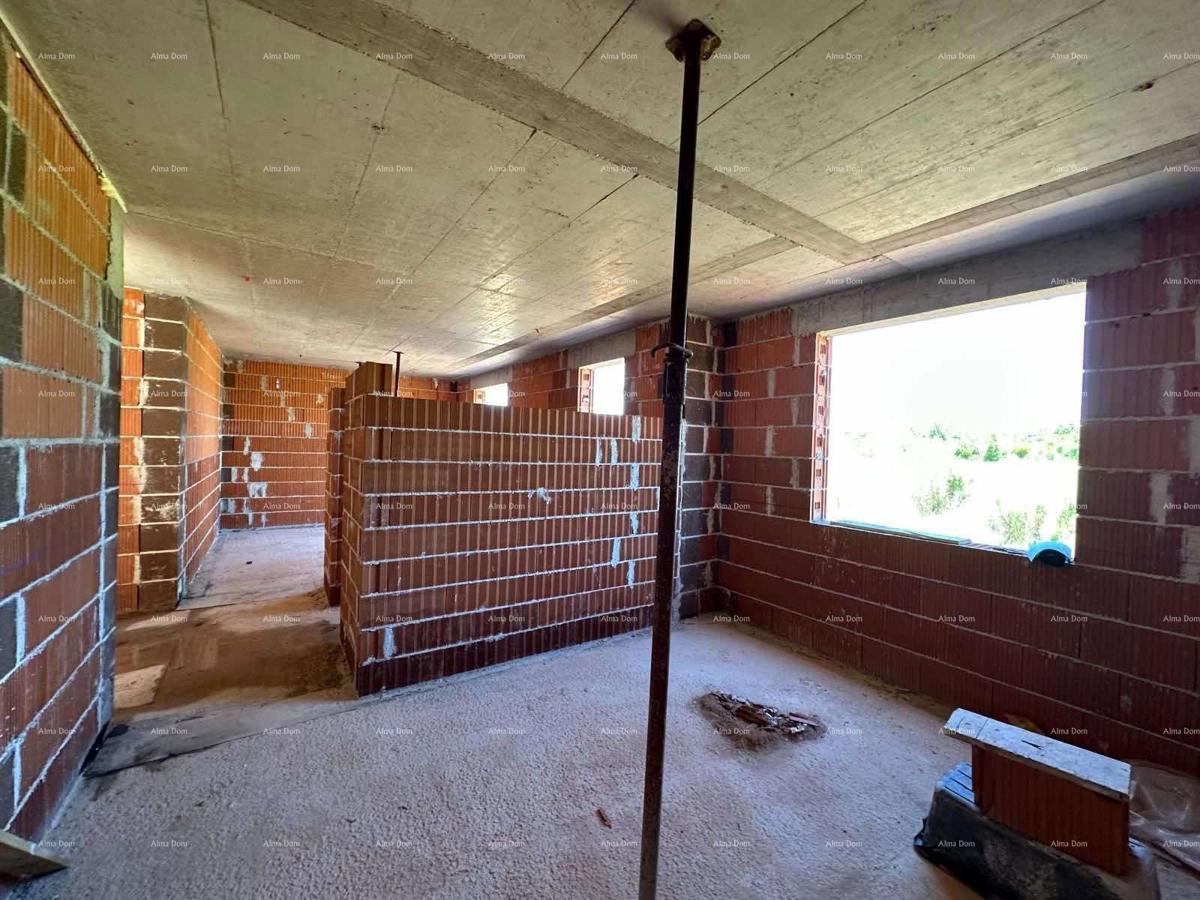 Nuovo progetto, Barbariga! Appartamento al piano terra con giardino e parcheggio, a 500 m dal mare