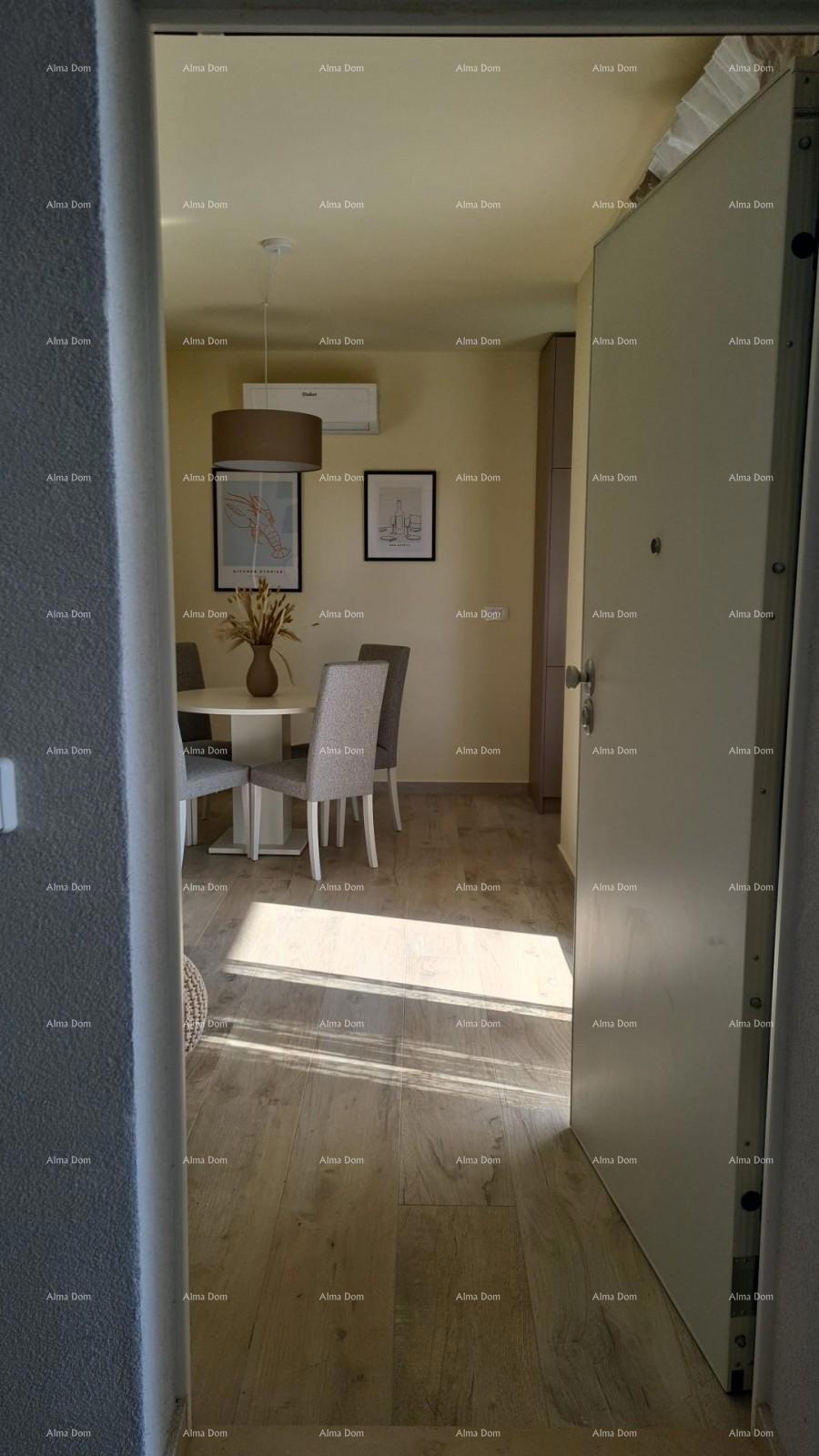 Appartamento moderno nel blocco F, con due posti auto e ripostiglio, vicino a Umago! F2