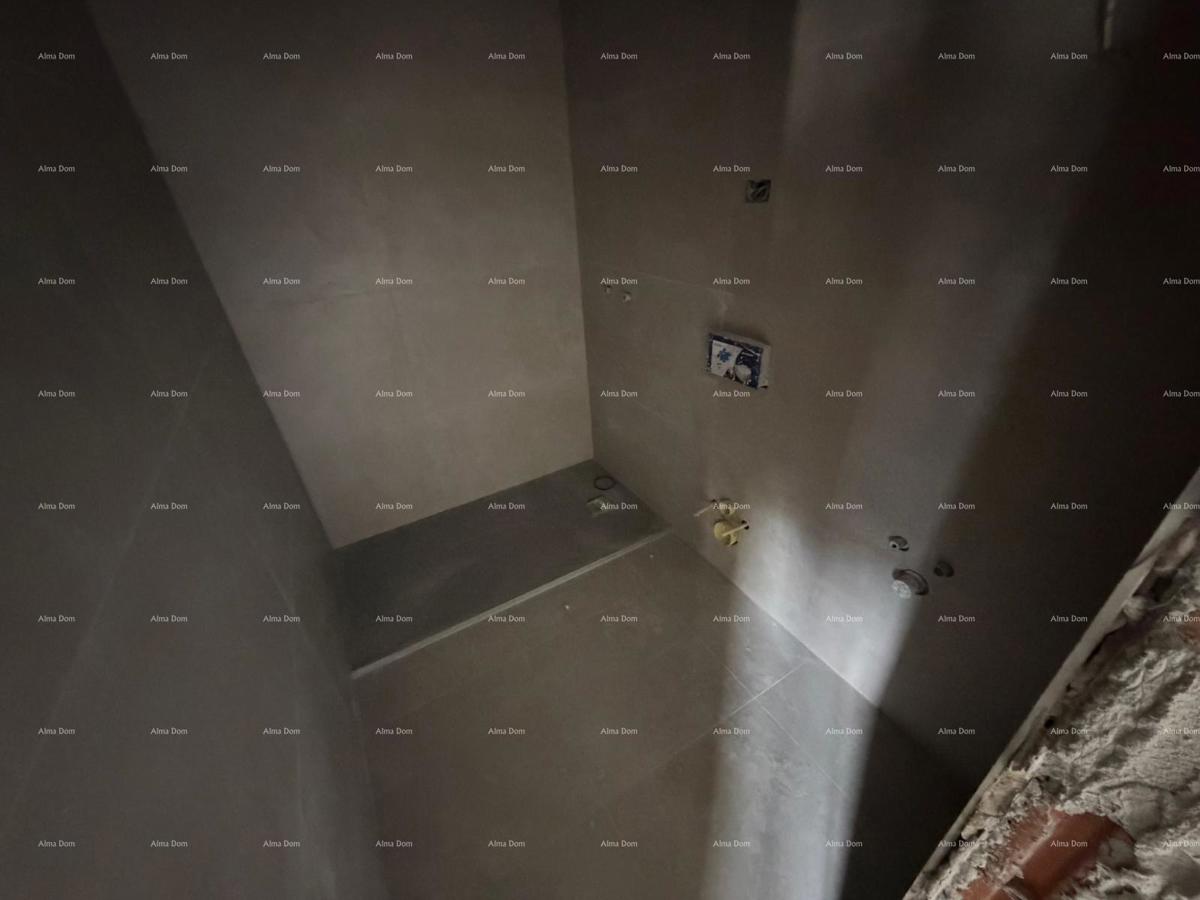 Vendita di un appartamento in nuova costruzione con vista mare, Umago,