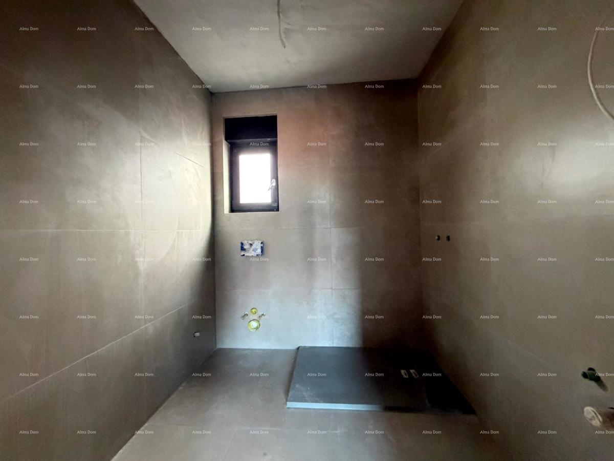 Vendita di un appartamento in nuova costruzione con vista mare, Umago,