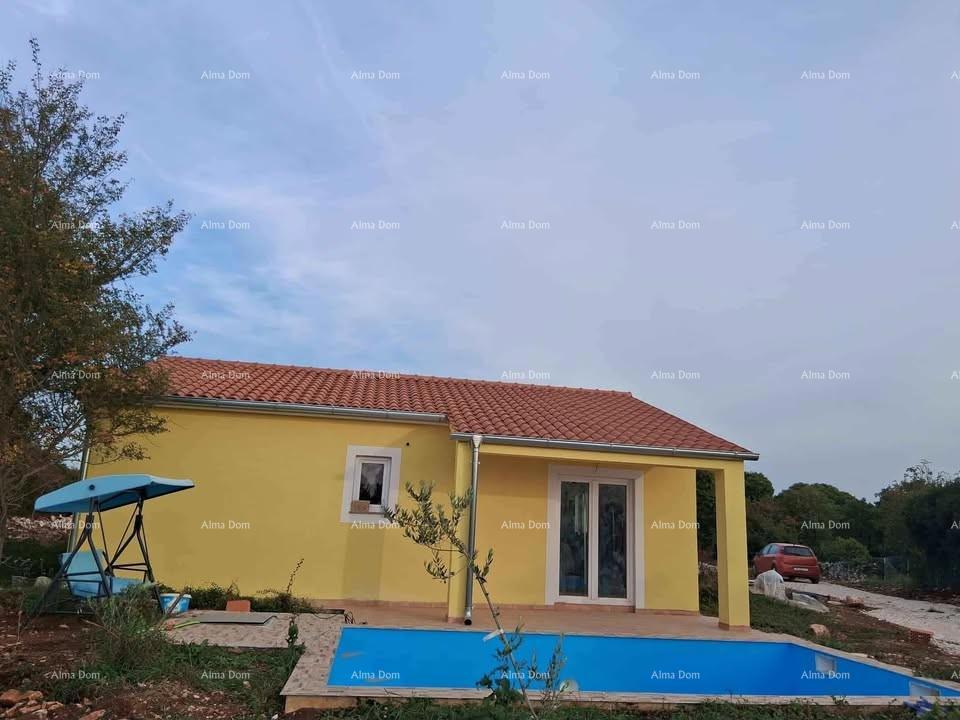 Nuova casa con piscina nei dintorni di Svetvinčent