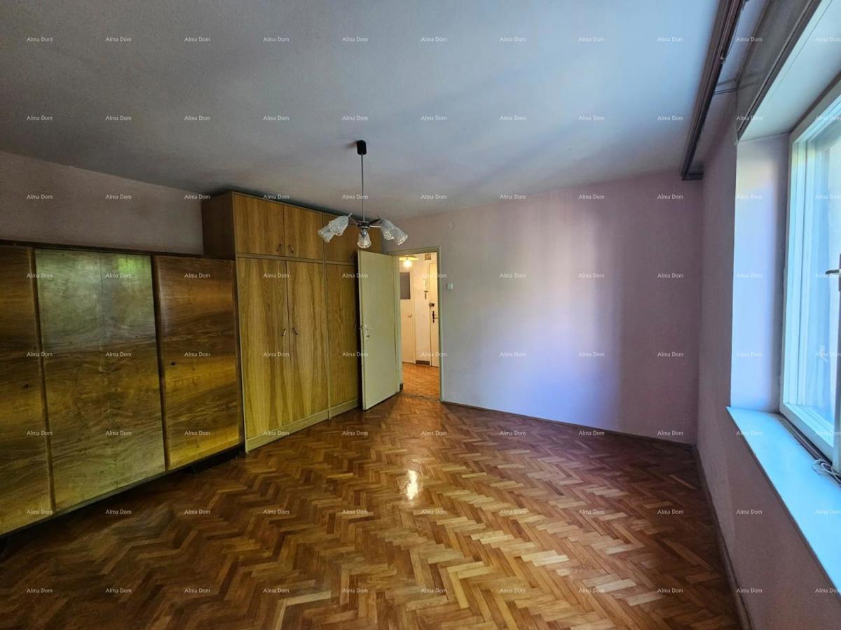 Vendita - appartamento con due camere da letto in ottima posizione, Pola!