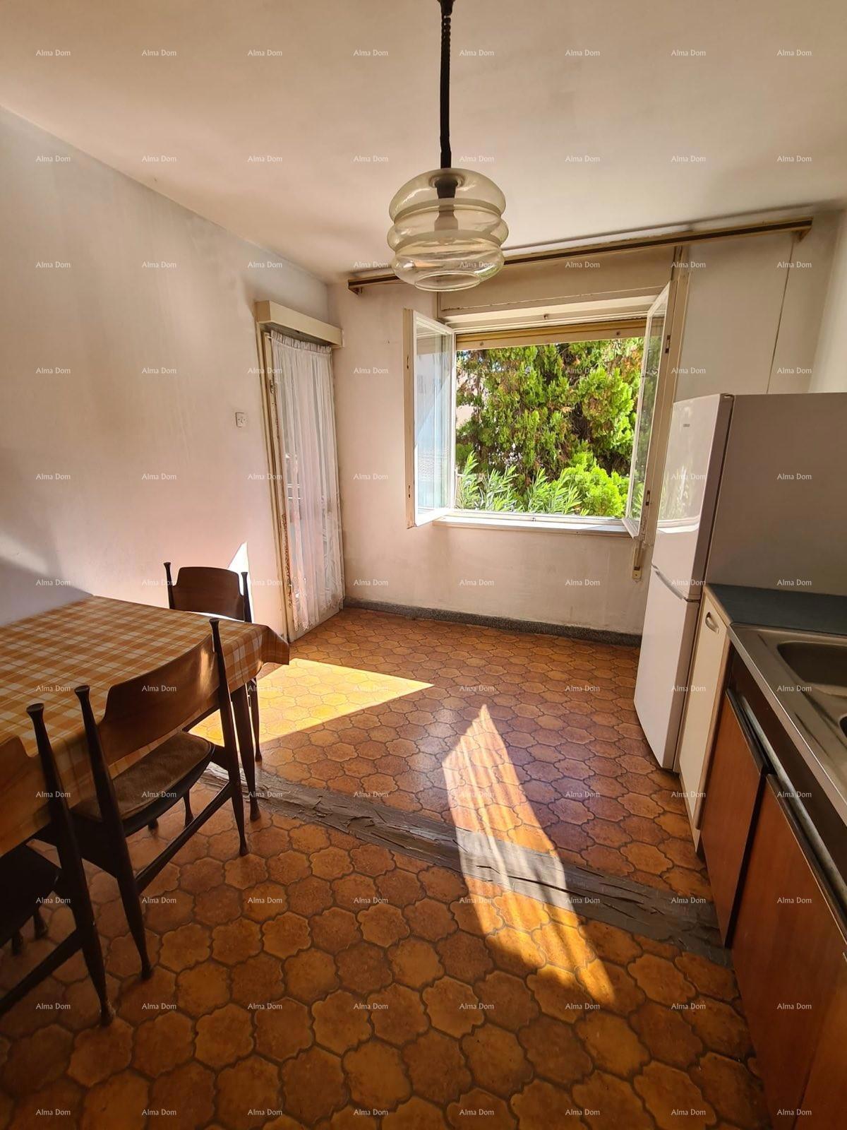 Vendita - appartamento con due camere da letto in ottima posizione, Pola!