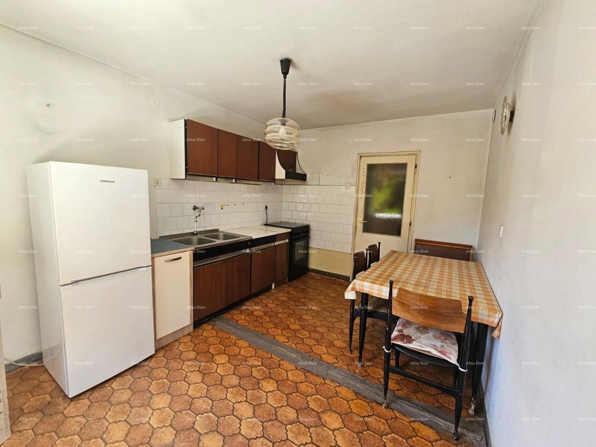 Vendita - appartamento con due camere da letto in ottima posizione, Pola!