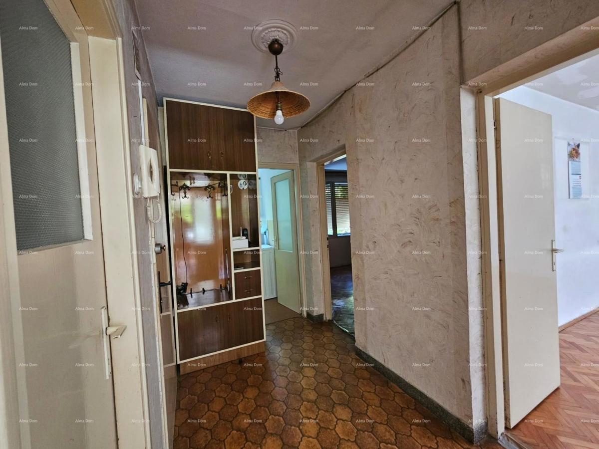 Vendita - appartamento con due camere da letto in ottima posizione, Pola!