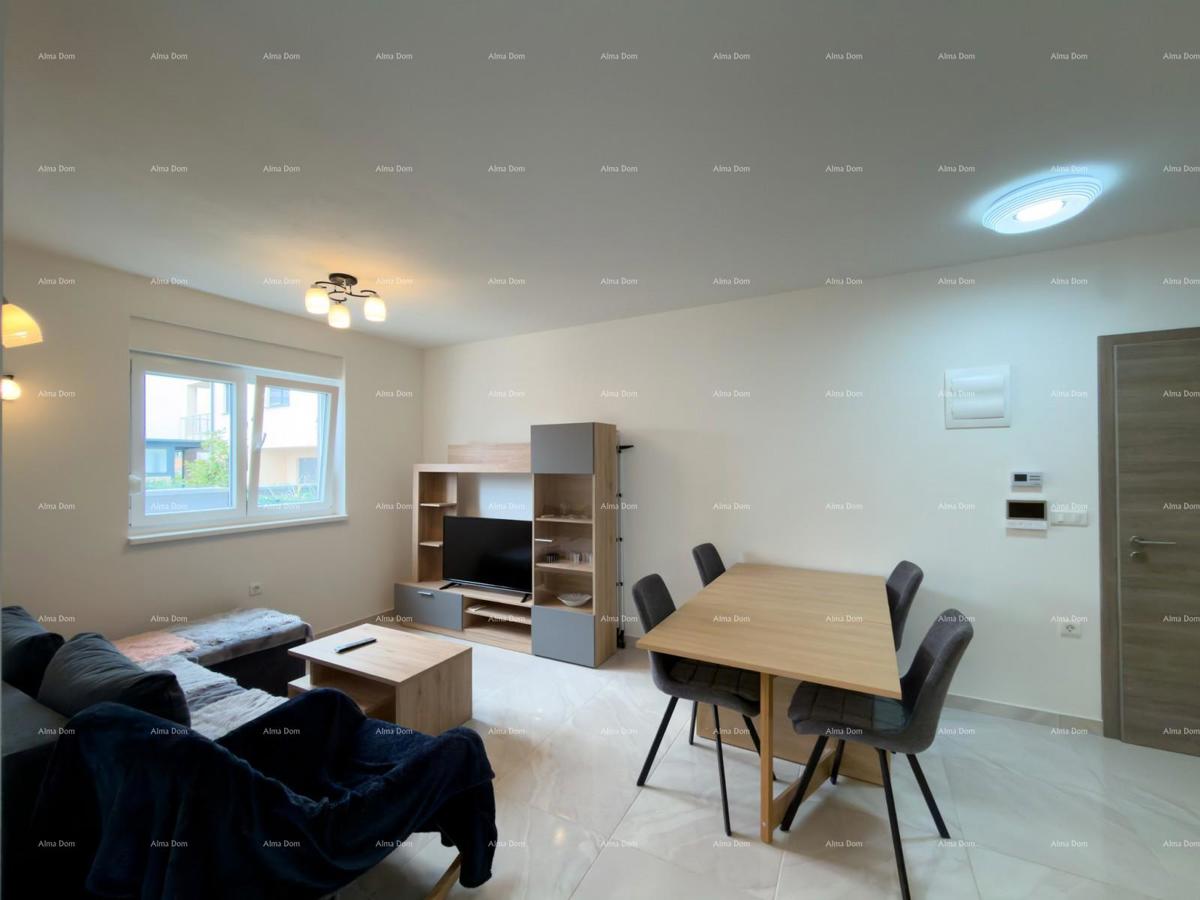 Sure! Please provide the title you would like me to translate into Italian.