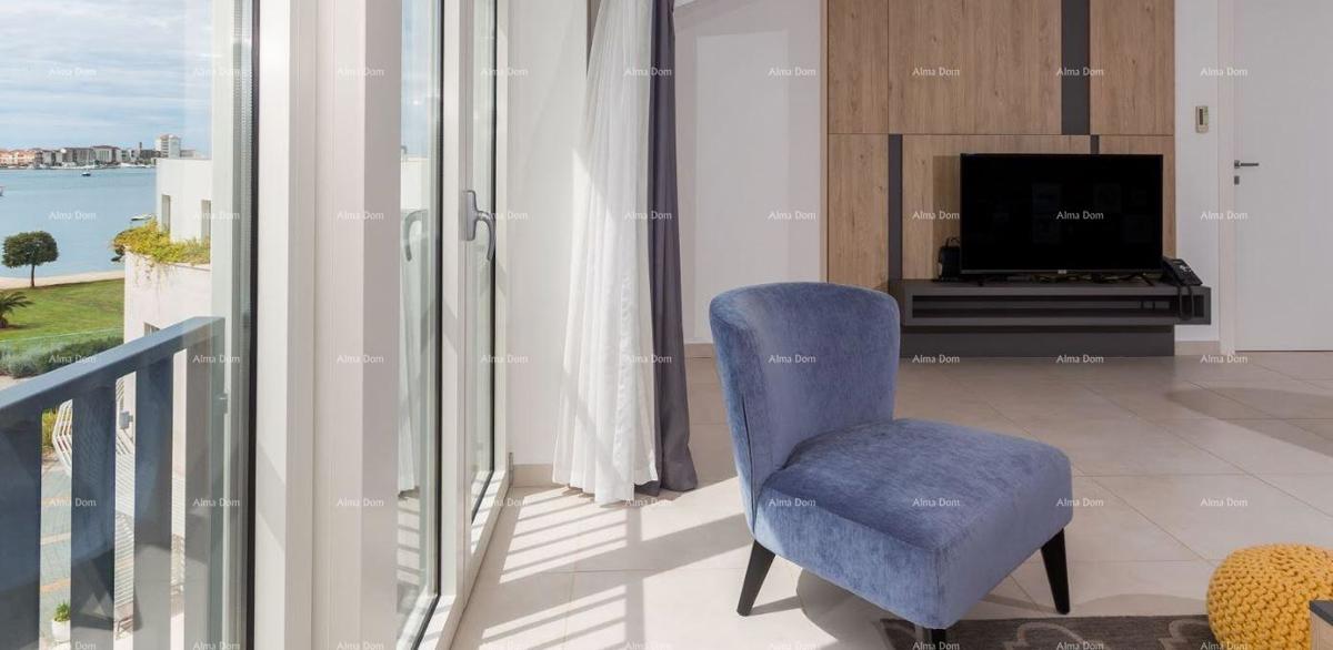 Umag – attico con vista panoramica sul mare