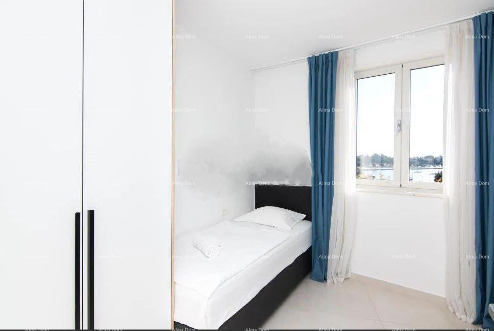 Umag – attico con vista panoramica sul mare