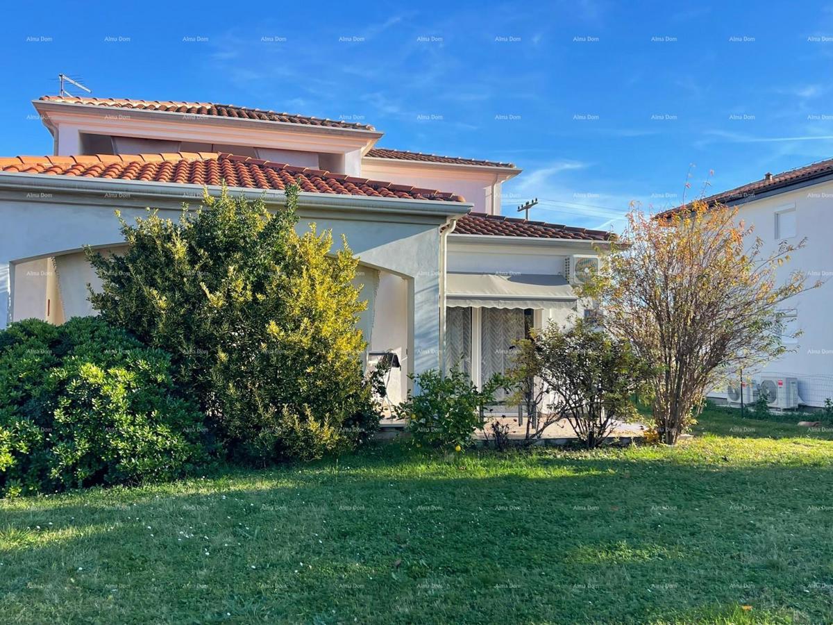 Umag! Casa con ampio giardino e terrazza.