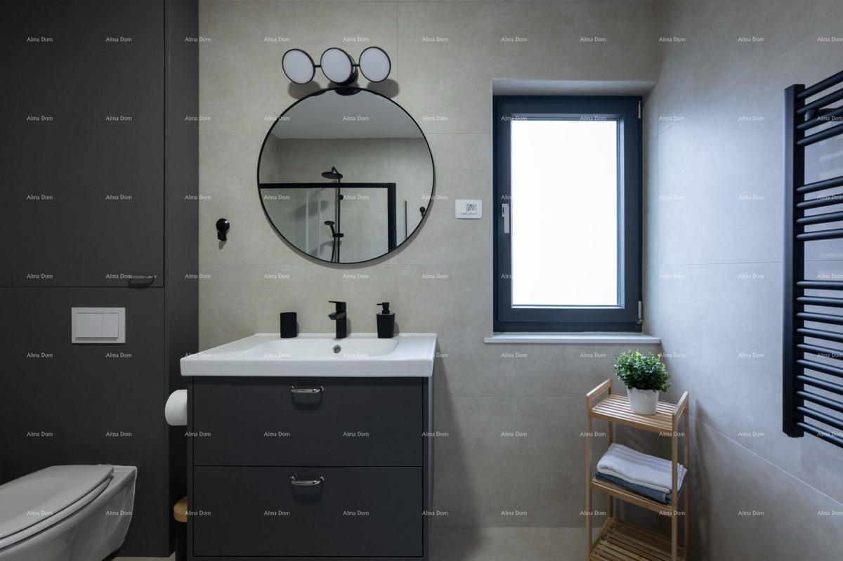 Vendita di una casa di nuova costruzione, arredamento moderno con piscina, Rakalj!