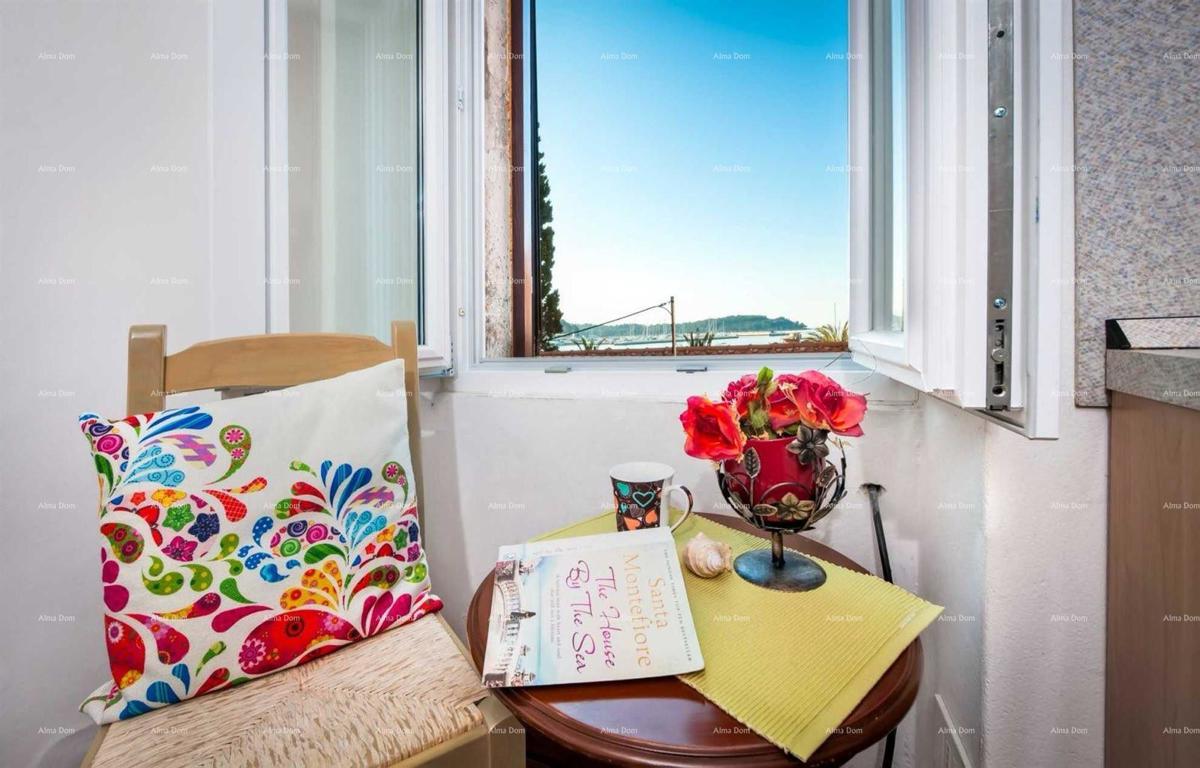 Rovinj – Appartamento con vista mare nel centro, a 50 m dal mare