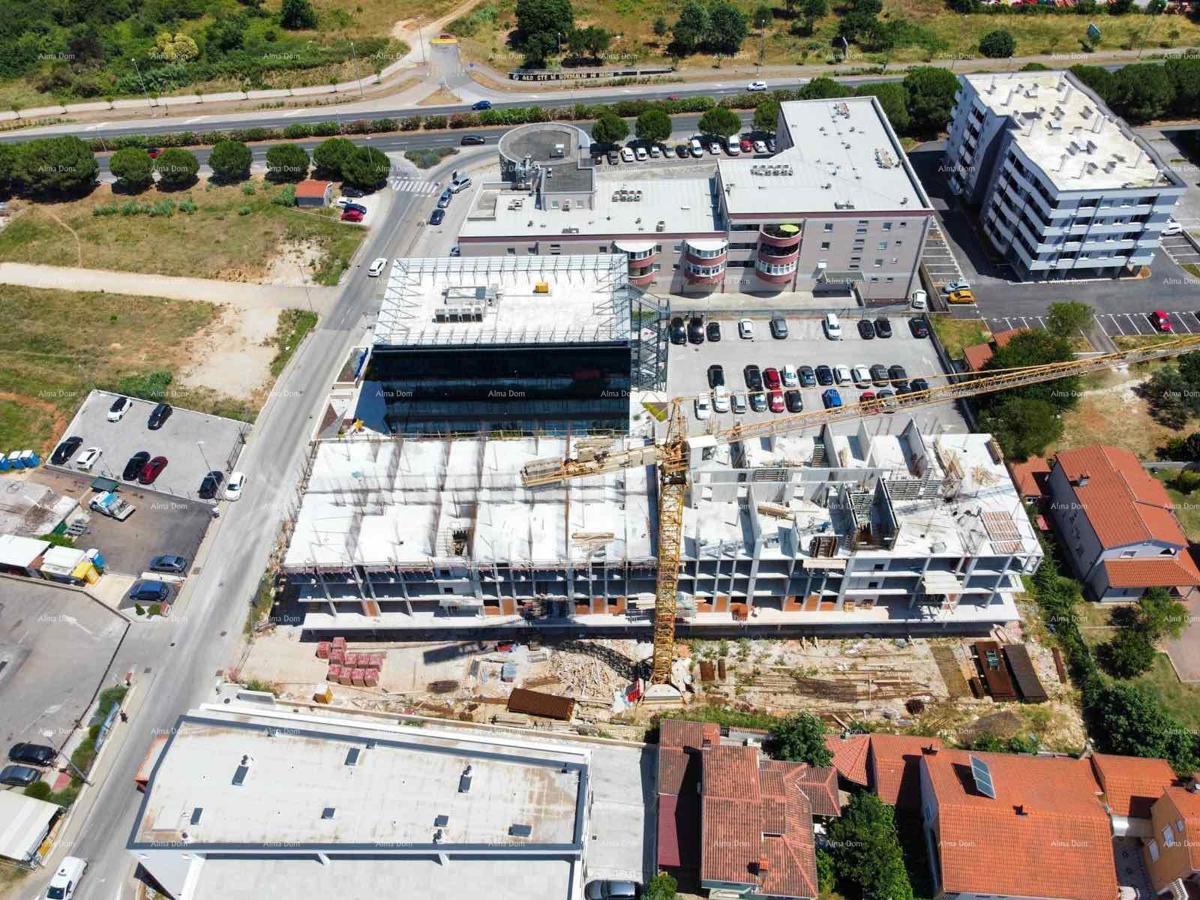 Pula! Moderna zgrada con ascensore in costruzione, vicino al centro. S34