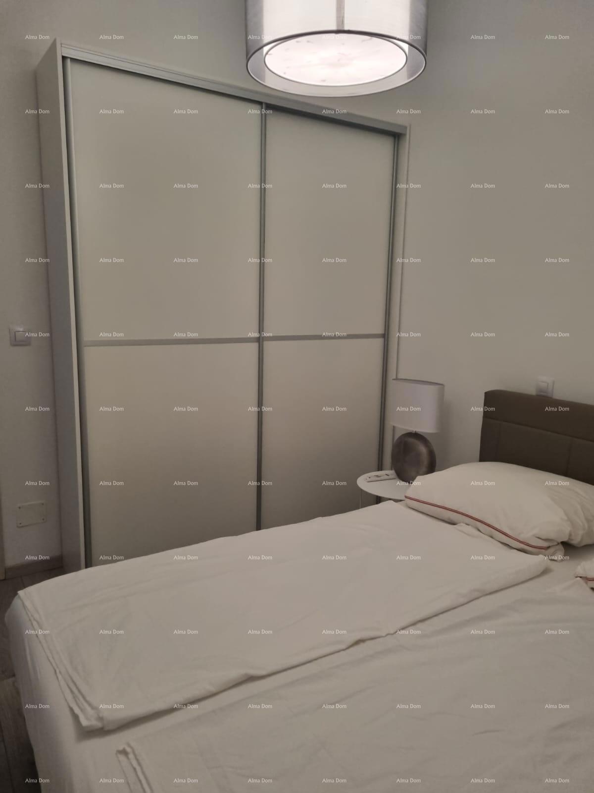 Moderno appartamento con una camera da letto a Vodnjan