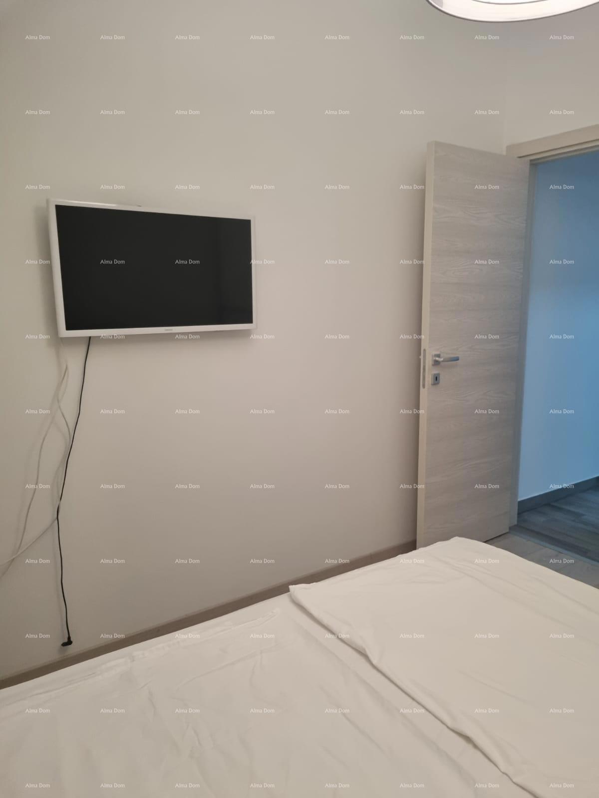 Moderno appartamento con una camera da letto a Vodnjan