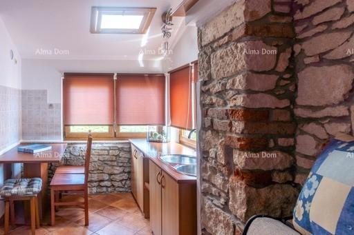 Bella casa in pietra in vendita, Medolino