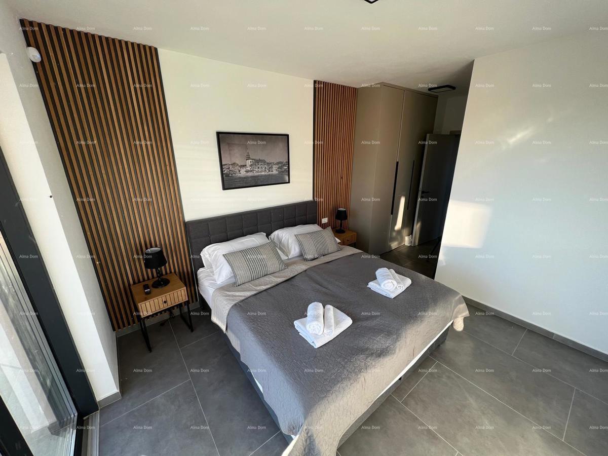 Vendita di una moderna villa con piscina, Svetvinčenat!