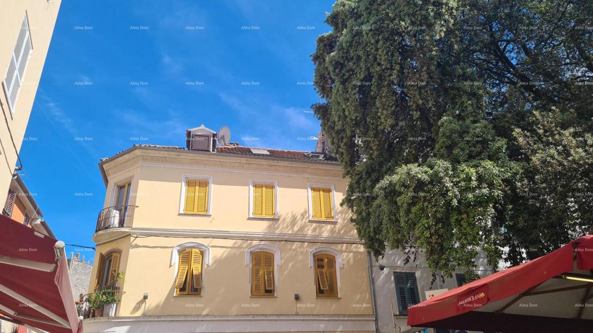 Vendiamo appartamento nel centro di Pola – 66 m²