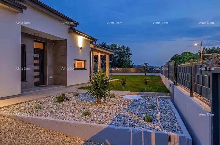 Pomer. Nuova villa indipendente con piscina.