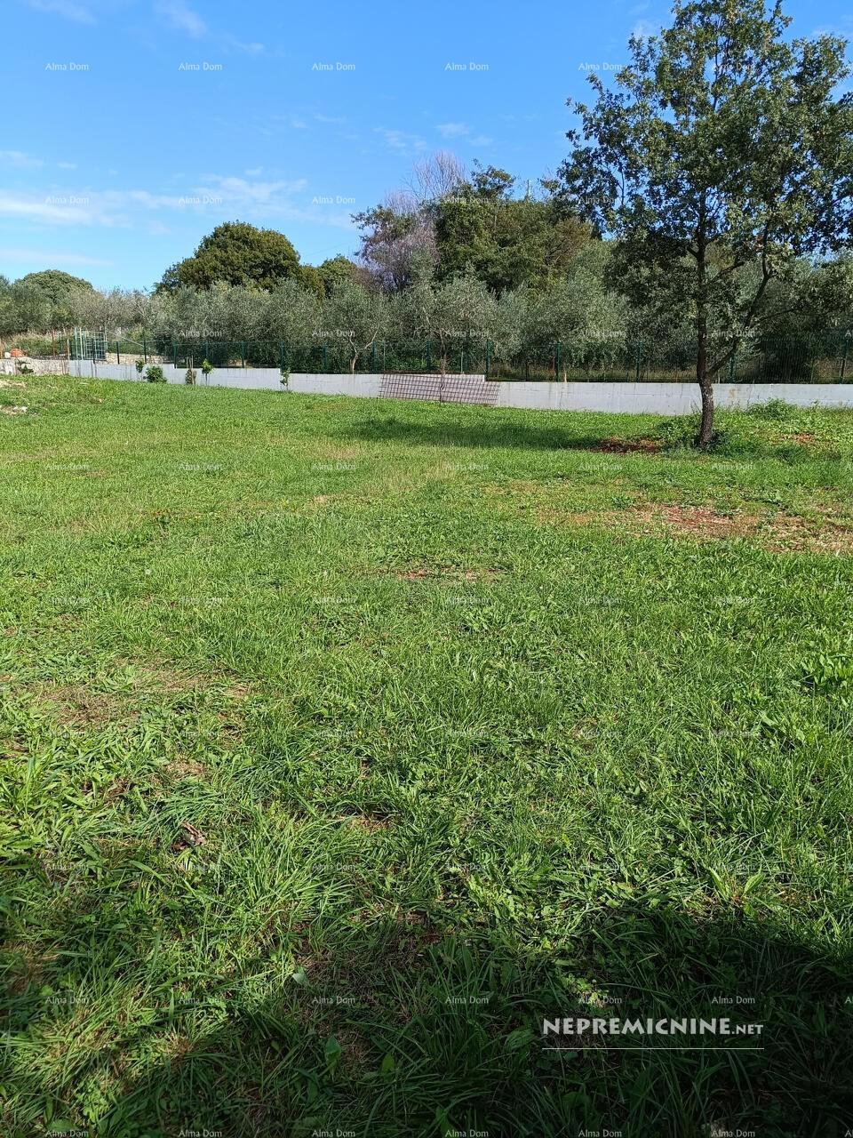 Kaštel – Terreno edificabile di 800 m² con vista mare