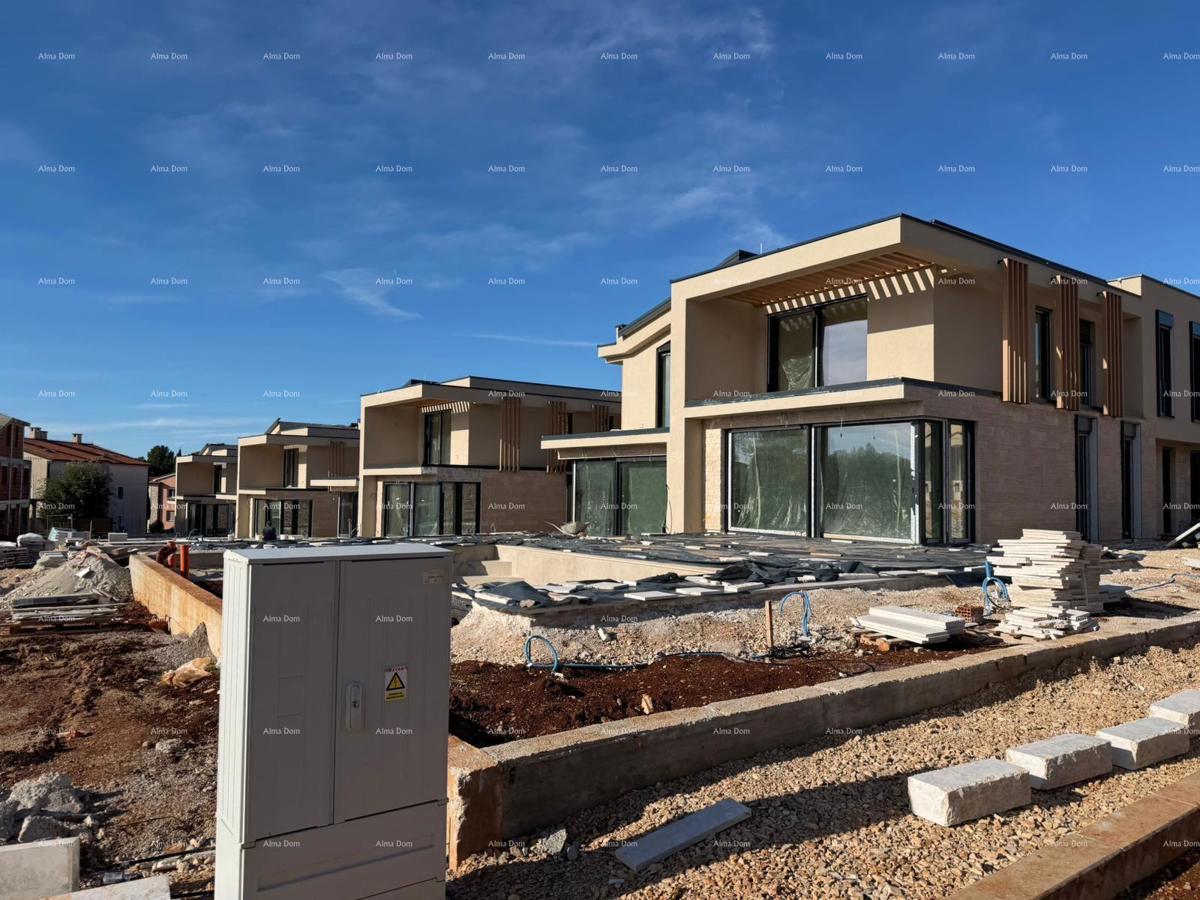 Vendita di ville moderne in una bellissima zona residenziale, Umago