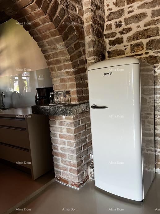 Villa di pietra elegante con piscina e fascino istriano – la combinazione perfetta di tradizione e lusso, Tinjan!