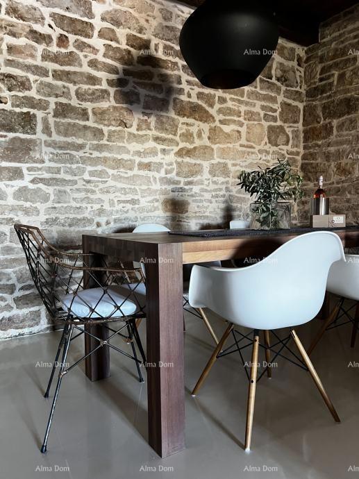 Villa di pietra elegante con piscina e fascino istriano – la combinazione perfetta di tradizione e lusso, Tinjan!