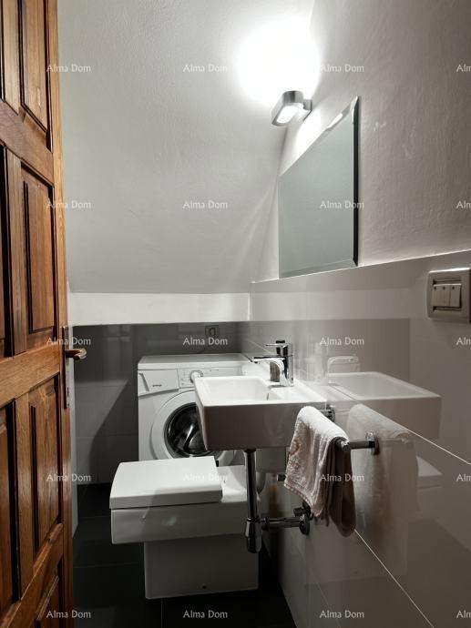 Villa di pietra elegante con piscina e fascino istriano – la combinazione perfetta di tradizione e lusso, Tinjan!