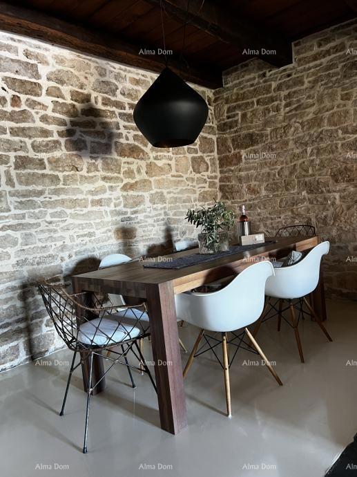 Villa di pietra elegante con piscina e fascino istriano – la combinazione perfetta di tradizione e lusso, Tinjan!