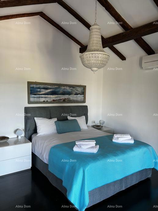 Villa di pietra elegante con piscina e fascino istriano – la combinazione perfetta di tradizione e lusso, Tinjan!