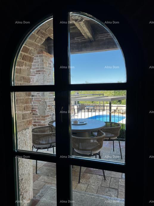 Villa di pietra elegante con piscina e fascino istriano – la combinazione perfetta di tradizione e lusso, Tinjan!