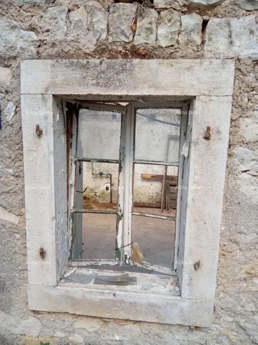 Vendita di una casa in pietra istriana da ristrutturare, con permesso di abitabilità, Kršan!